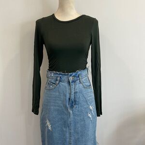 Fitted Army Green Long Sleeve Top‎ w/ Cinched Sides